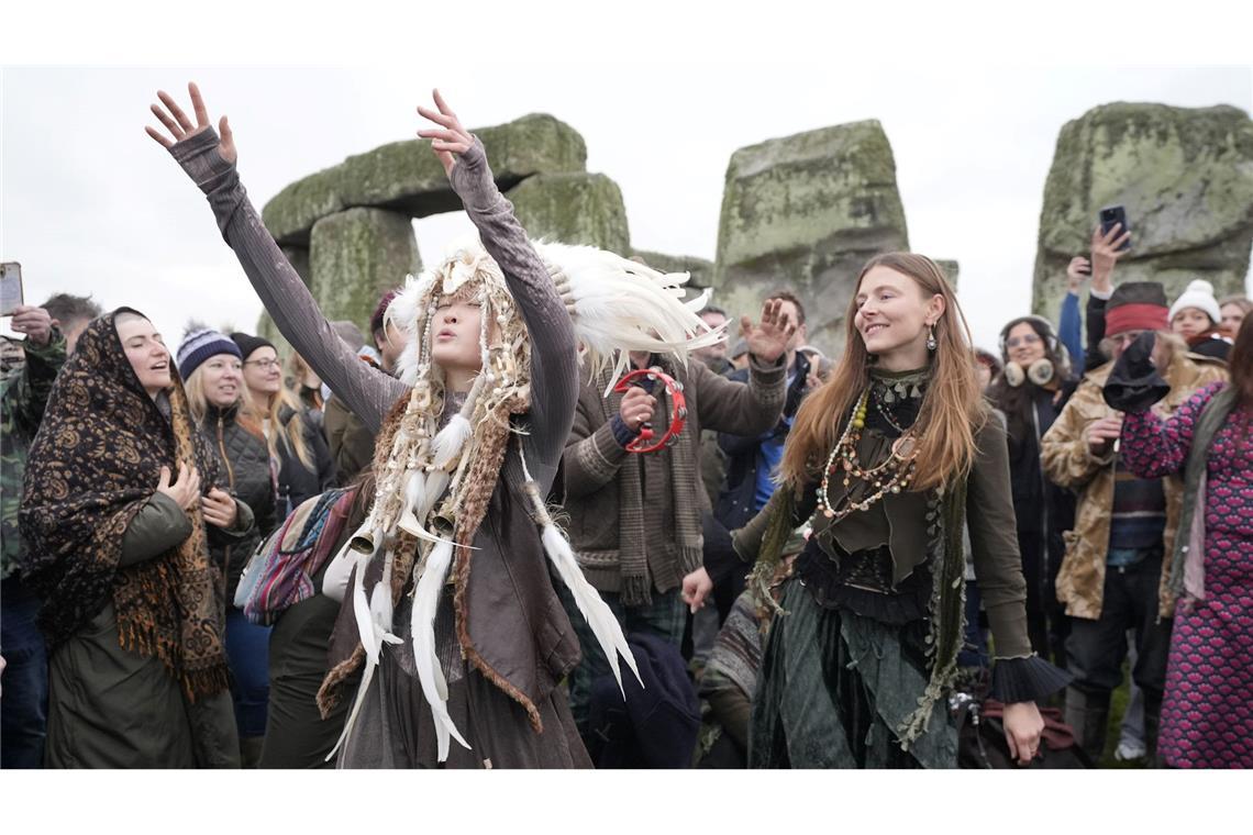 Zahlreiche Menschen feierten die Wintersonnenwende.