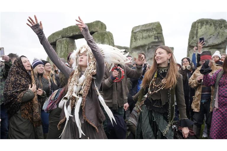 Zahlreiche Menschen feierten die Wintersonnenwende.