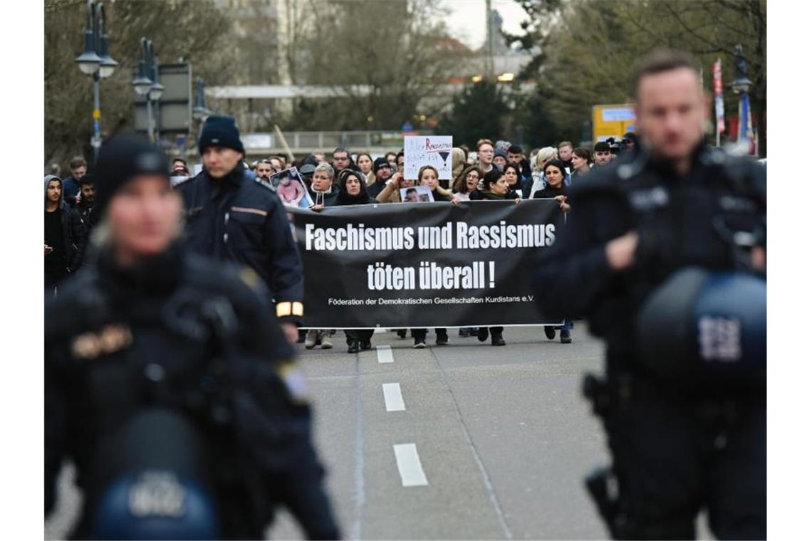 Nach Hanau-Anschlag: Polizei zeigt bundesweit mehr Präsenz