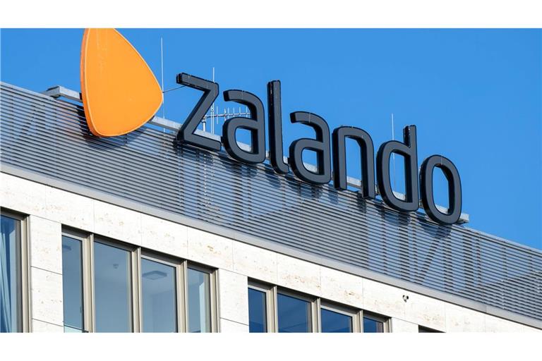 Zalando streicht rund 450 Arbeitsplätze am Firmensitz in Berlin. (Archivbild)