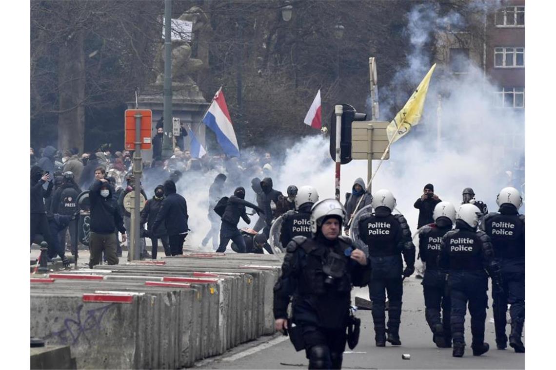 Krawalle bei Demo gegen Corona-Maßnahmen in Brüssel