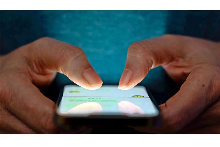 Zehntausende Nacktbilder von Frauen sind nach Erkenntnissen von Experten auf Telegram getauscht und gehandelt worden (Symbolfoto).