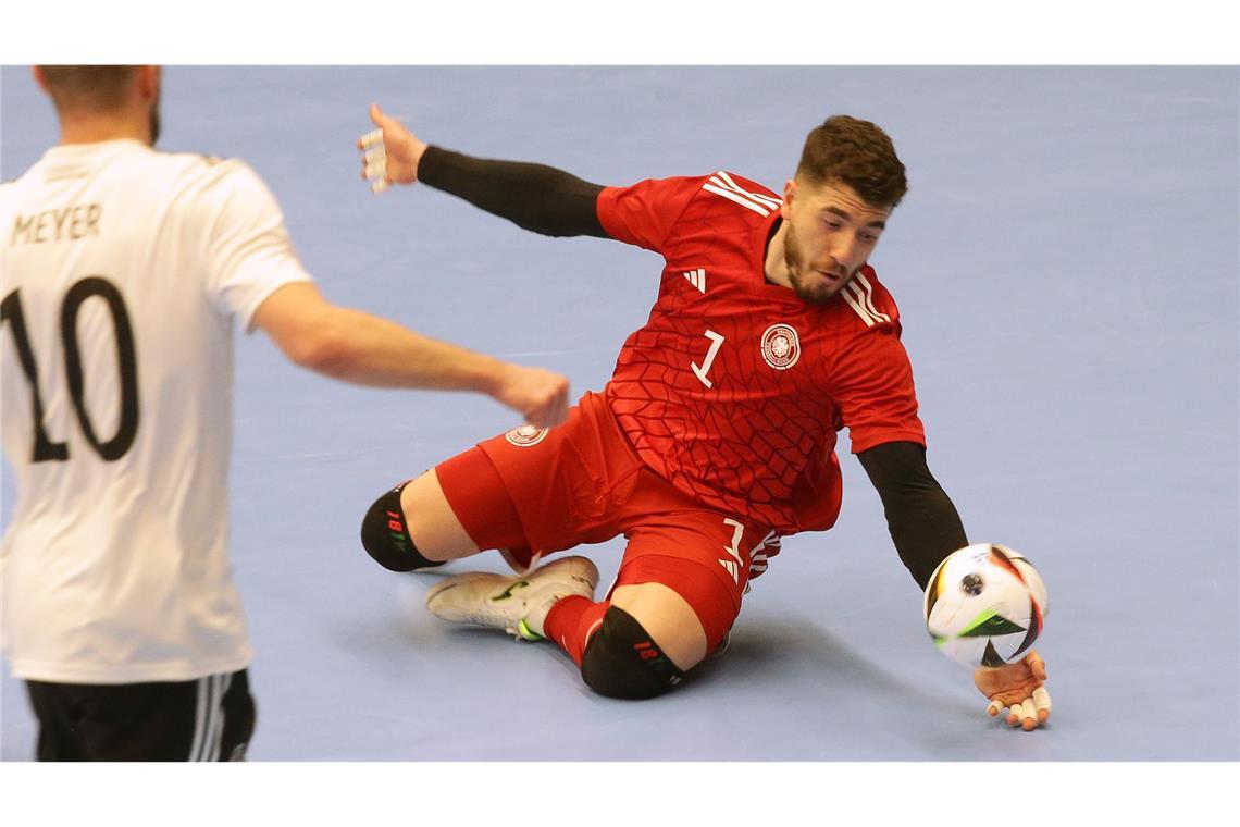 Futsal-Fans feiern deutsches Team trotz Niederlage gegen Ukraine Zeigte zahlreiche gute Paraden: DFB-Keeper Pavlos Wiegels