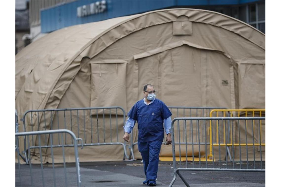 Zelt zur Durchführung von Corona-Tests in New York. Foto: John Minchillo/AP/dpa