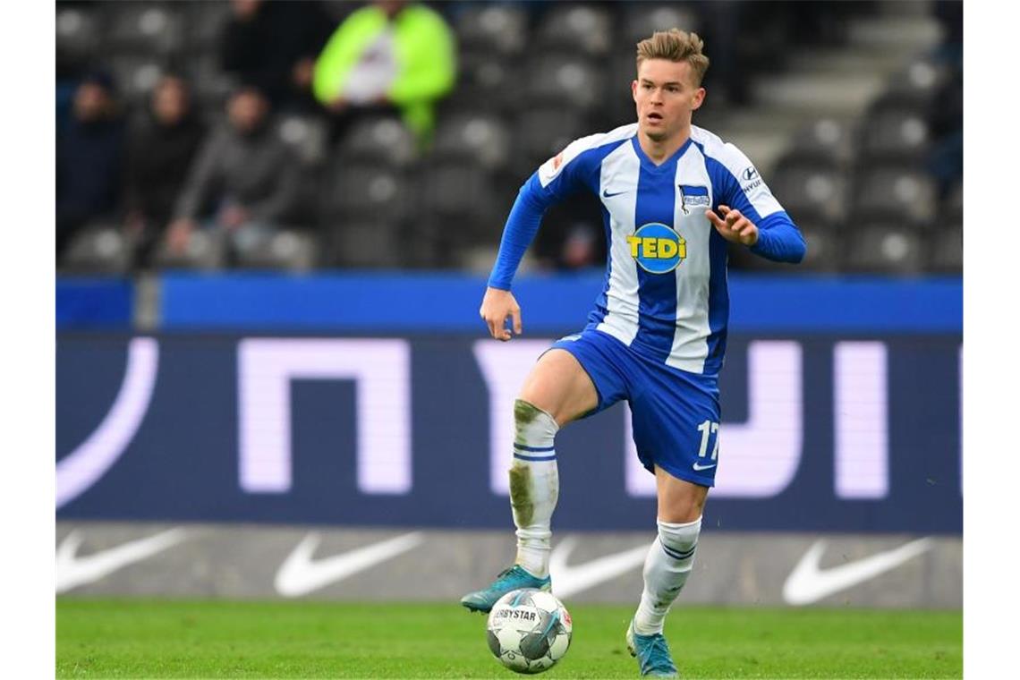 Zockte für Hertha BSC bei der „Bundesliga Home Challenge“: Maximilian Mittelstädt. Foto: Soeren Stache/zb/dpa