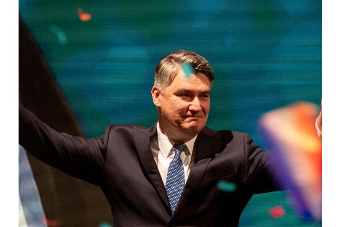 Sozialdemokrat Milanovic gewinnt erste Runde in Kroatien Zoran Milanovic hat die erste Runde der Präsidentenwahl in Kroatien für sich entschieden. Foto: Darko Bandic/AP/dpa