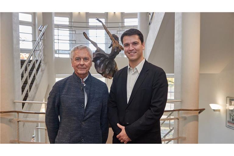 Zu Beginn dieser Saison hat Demis Volpi (rechts) in Hamburg die Nachfolge von Ballettchef John Neumeier angetreten. Teile des Ensembles beklagen in einem offenen Brief eine toxische Arbeitsatmosphäre.