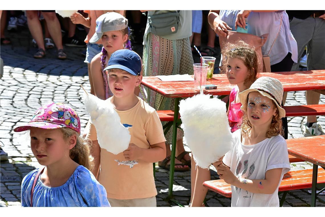 Zuckerwatte. Straßenfest 2025  in Backnang. Bilder vom Sonntag. SK