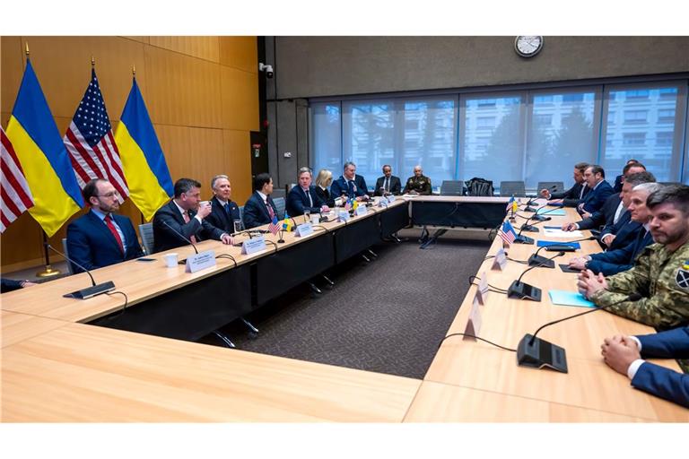 Zufriedenheit nach den Genfer Gesprächen.