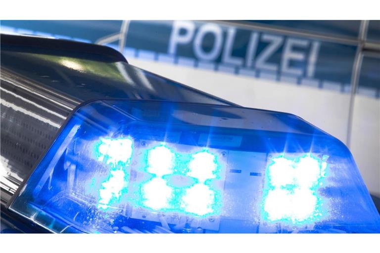 Zum Ausnüchtern wurde der 37-Jährige auf das Polizeirevier mitgenommen (Symbolbild).