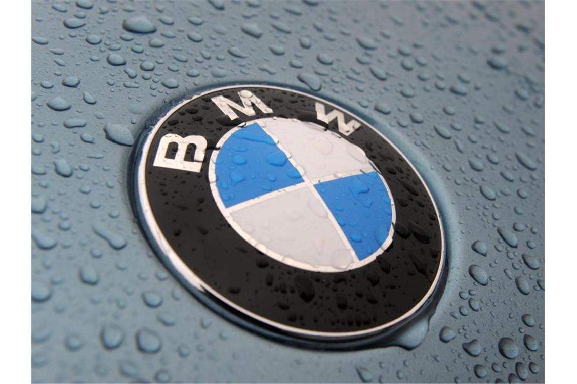 BMW-Konzern verkauft 2019 weltweit mehr Autos Zum BMW-Konzern gehören die Marken BMW, Mini und Rolls Royce. Foto: Ingo Wagner/dpa