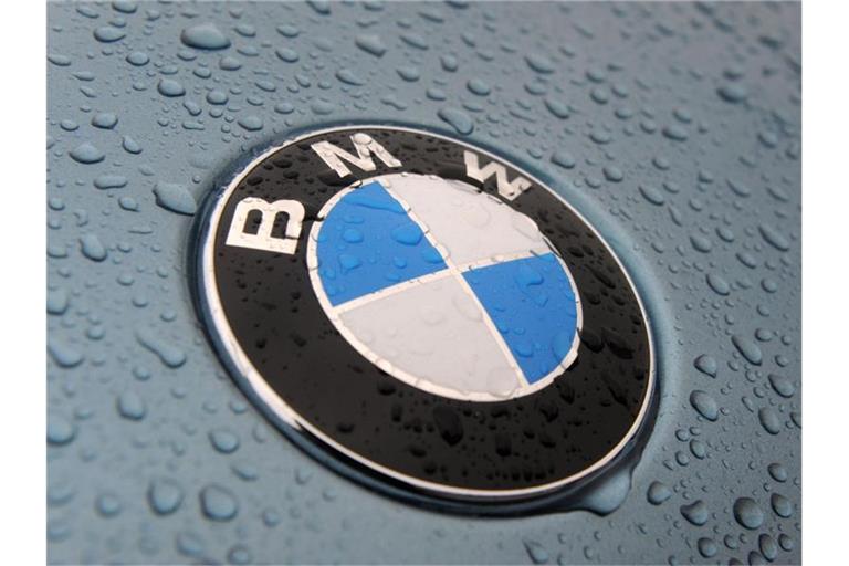 Zum BMW-Konzern gehören die Marken BMW, Mini und Rolls Royce. Foto: Ingo Wagner/dpa