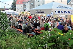 Zum ersten Mal findet der Tälestreff in der Welzheimer Straße in Unterweissach statt. Fotos: Tobias Sellmaier