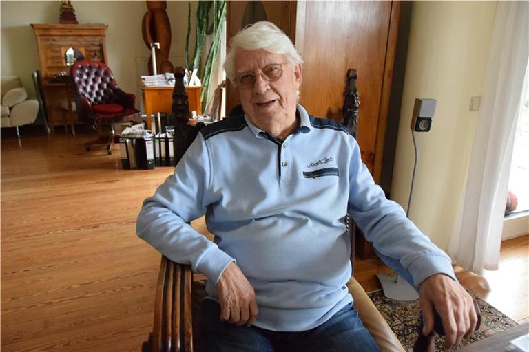 Zum Geburtstag lässt Jürgen Riebesam 85 Jahre Revue passieren. Foto: Elisabeth Klaper