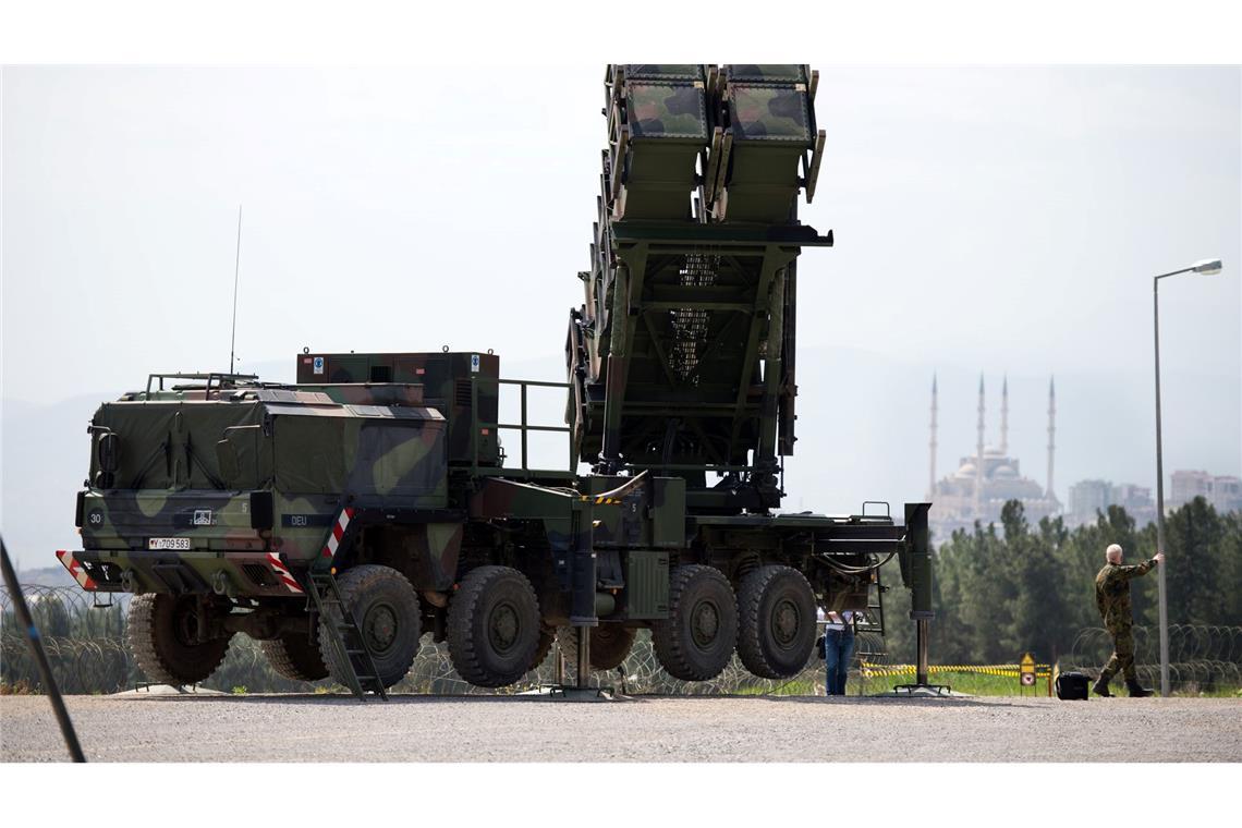 Zur Raketenabwehr der Nato gehören unter anderem solche Patriot-Systeme. (Symbolbild)