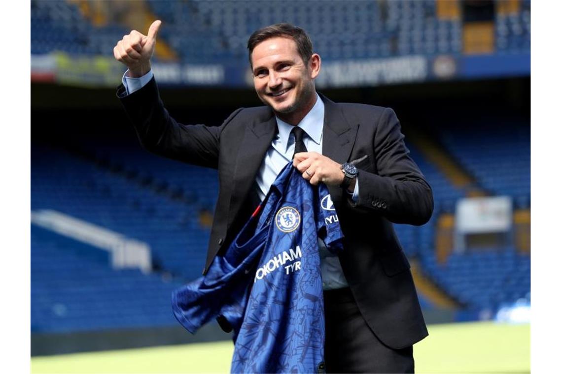 „Er ist zuhause“ - Lampard neuer Trainer beim FC Chelsea Zurück an alter Wirkungsstätte: Chelsea-Coach Frank Lampard. Foto: Yui Mok/PA Wire