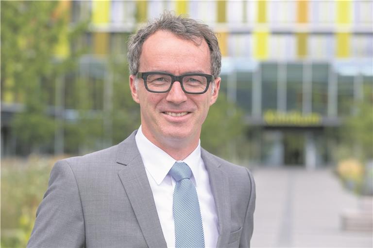 „Zurzeit haben wir keine Engpässe, und wir haben eine gute Reichweite“: Klinikmanager Marc Nickel. Archivfoto: E. Layher