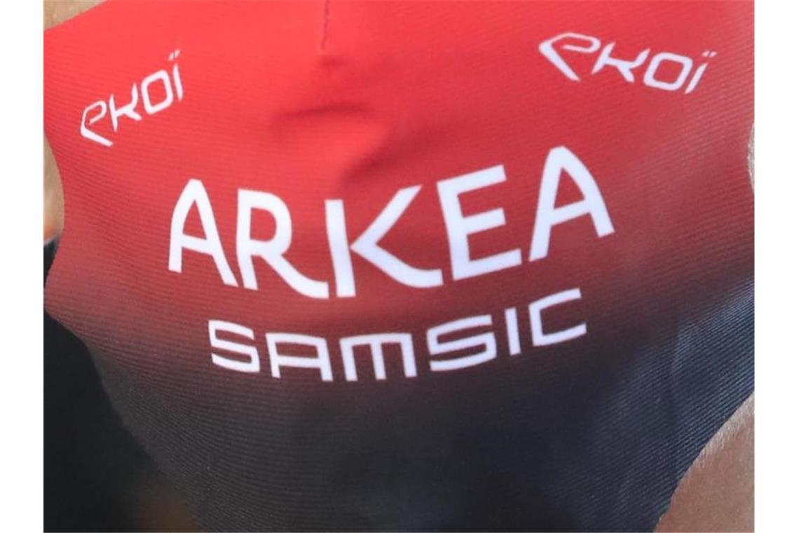 Nach Razzia: Team Arkéa-Samsic bestätigt Anhörungen Zwei Fahrer vom Team Arkéa-Samsic wurden als Zeugen von der Polizei befragt. Foto: Christophe Petit-Tesson/pool EPA/via AP/dpa