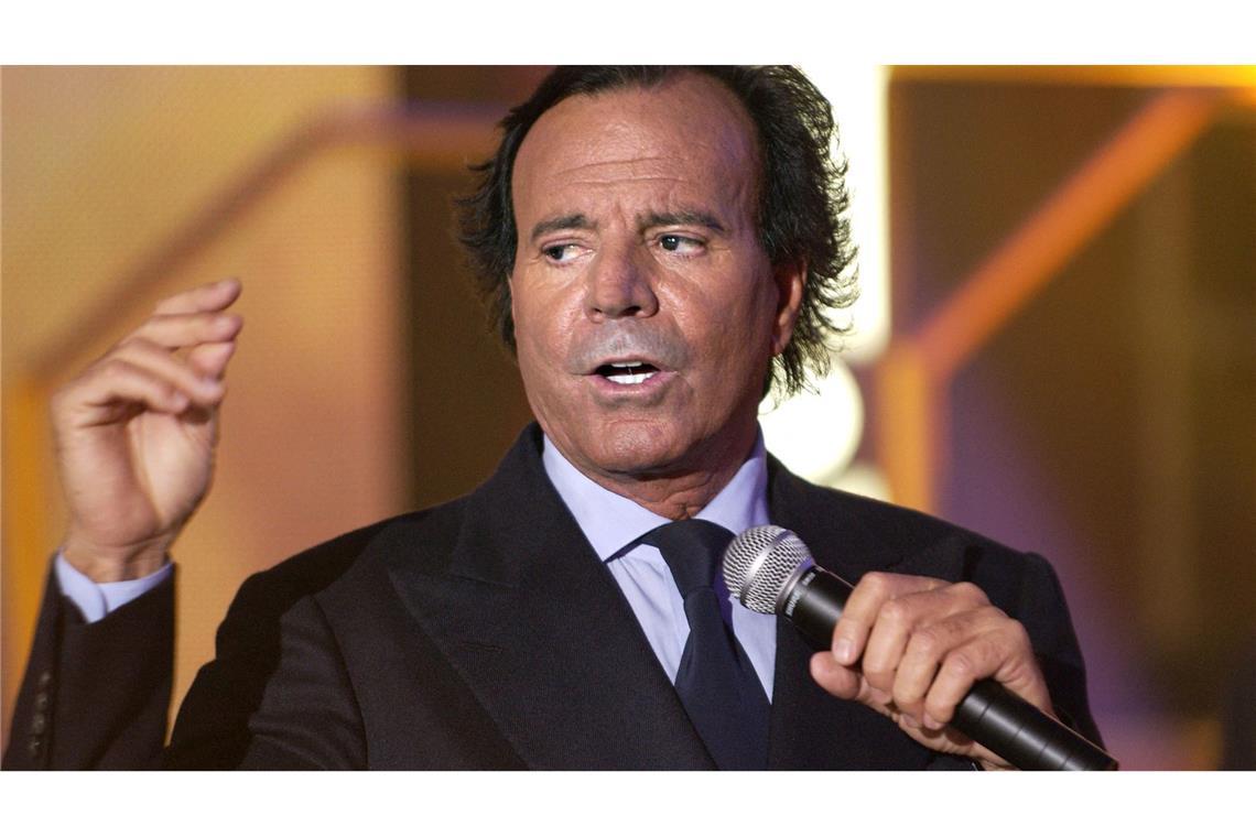 Zwei Frauen haben den spanischen Sänger Julio Iglesias wegen mutmaßlicher sexueller Gewalt angezeigt (Archivfoto).
