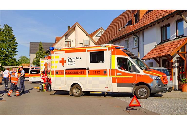 Zwei Fußgänger sind bei dem Vorfall in Notzingen verletzt worden.