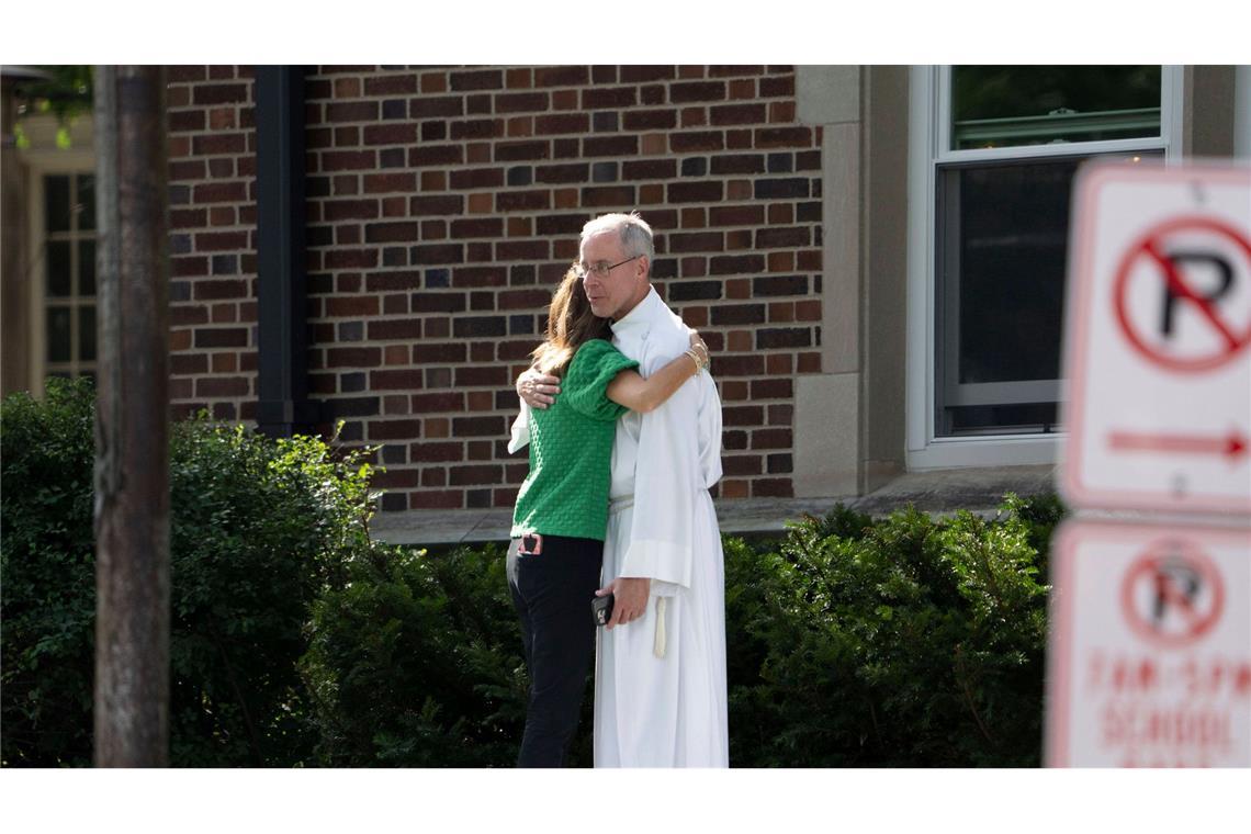 Zwei Kinder wurden während des Gottesdienstes von dem Täter erschossen.