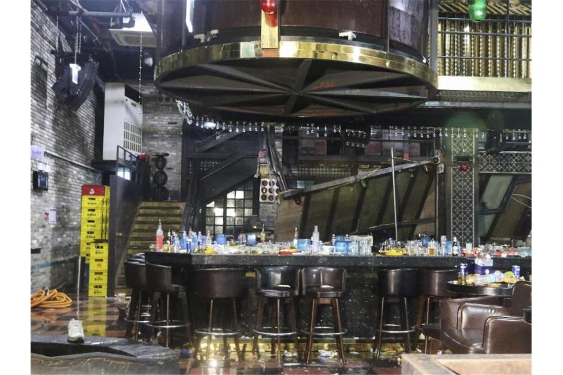 Unglück in Nachtclub überschattet Schwimm-WM Zwei Menschen kamen bei dem Unglück in dem Nachtclub in Gwangju ums Leben. Foto: Chun Jung-In/Yonhap