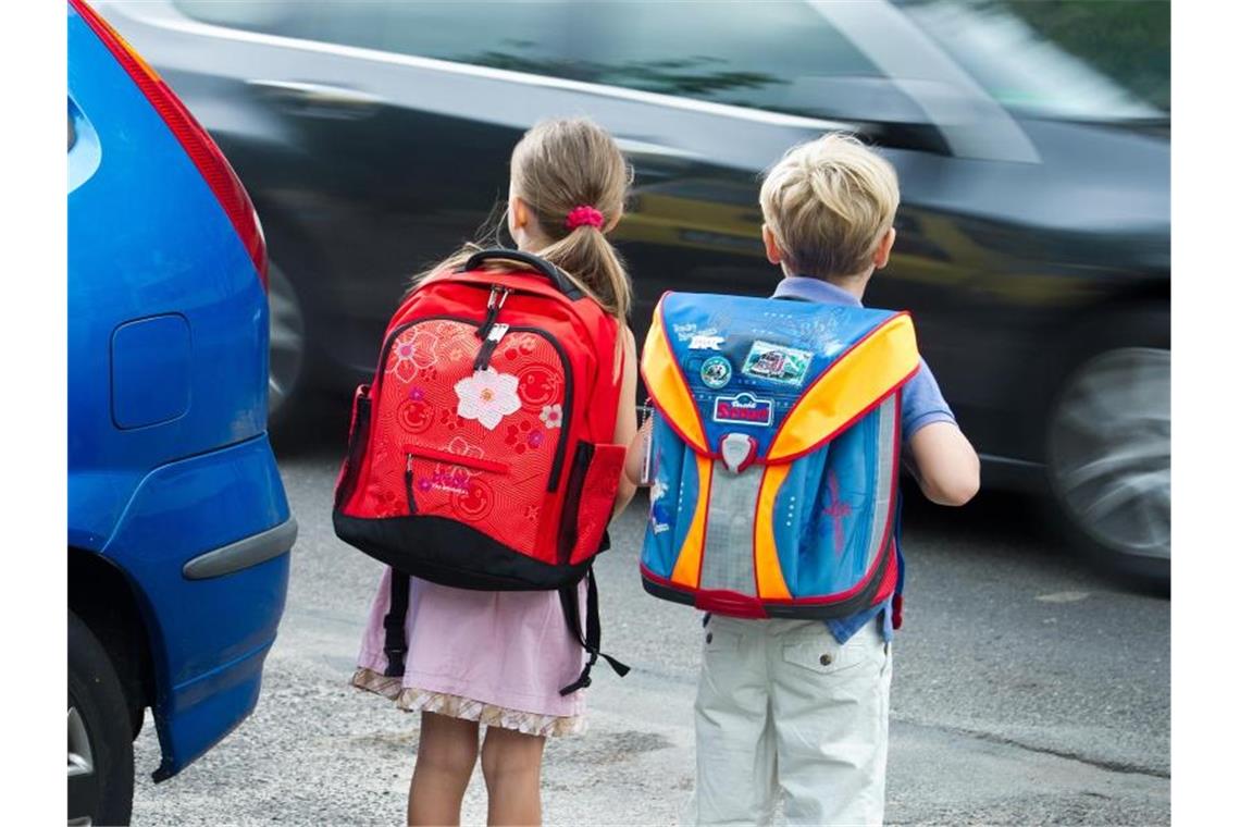 Gestaffelter Schulbeginn für Verkehr? Eltern skeptisch