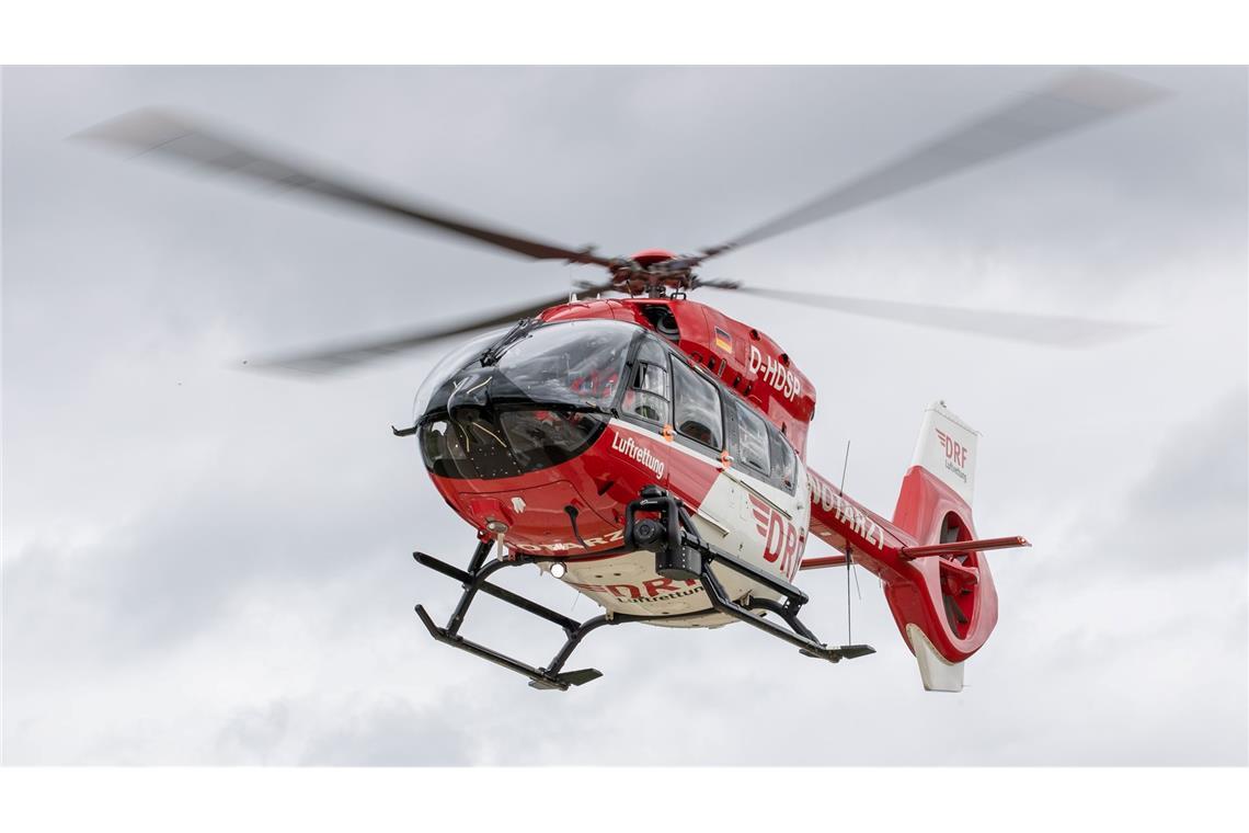 Unfall mit acht Verletzten bei Kindergeburtstag in Bayern Zwei schwer verletzte Kinder mussten nach einer Geburtstagsparty mit dem Hubschrauber ins Krankenhaus geflogen werden. (Symbolbild)