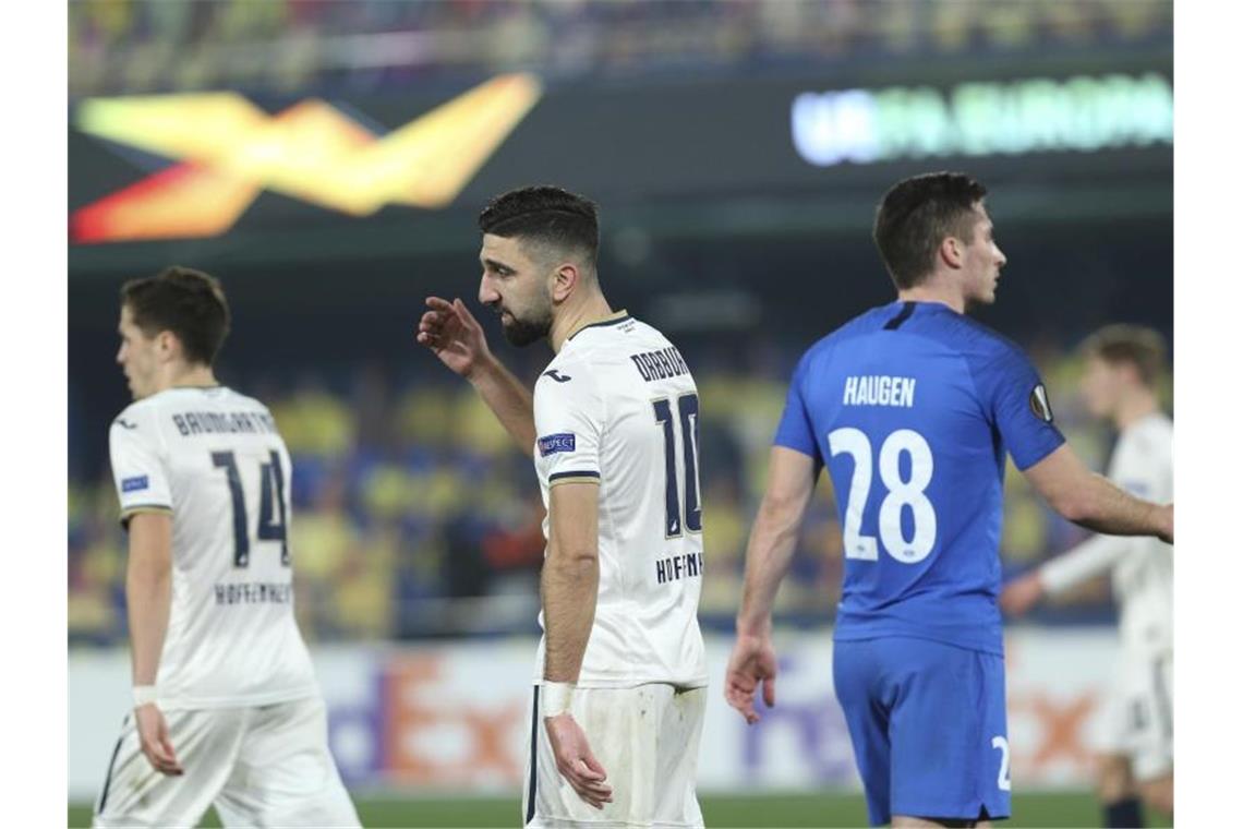 Chancenwucher rächt sich: Hoffenheim nur Remis gegen Molde Zwei Treffer von Munas Dabbur (M) reichten Hoffenheim nicht zum Sieg gegen Molde. Foto: Alberto Saiz/AP/dpa