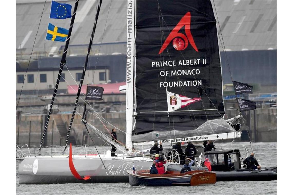 Zwei Wochen wird die Schwedin Thunberg (l) unterwegs sein. Foto: Ben Birchall/PA Wire