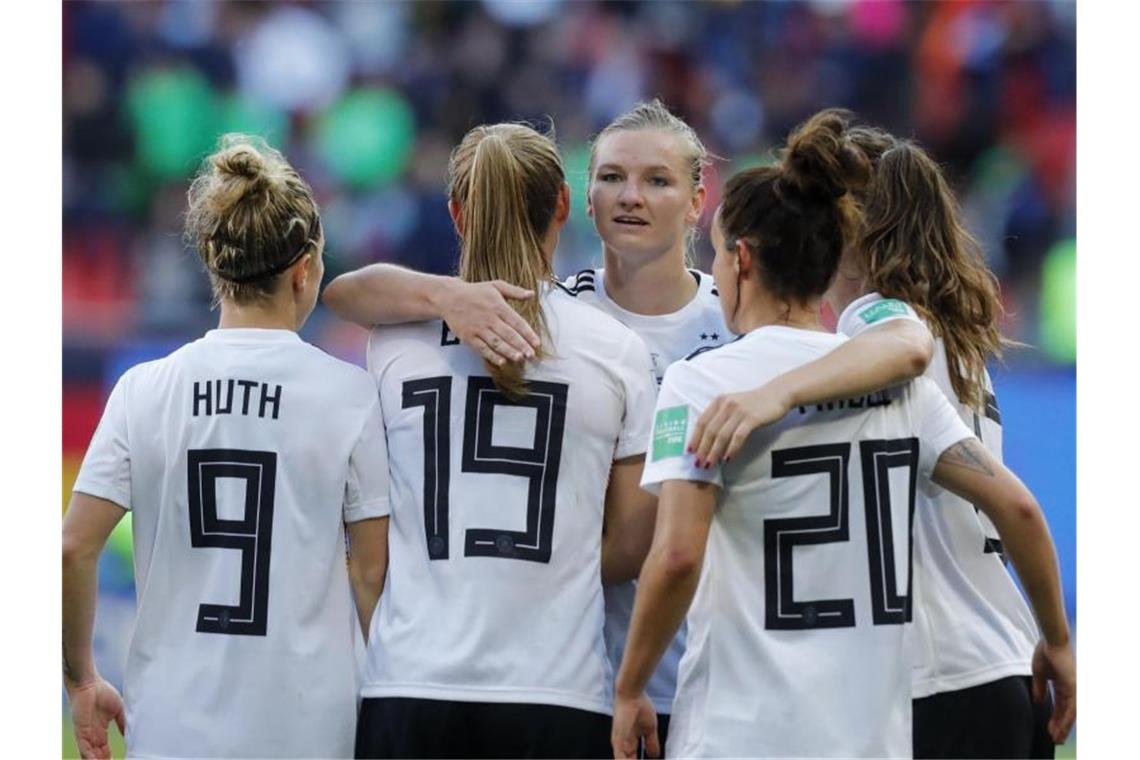 Fußball-Frauen im WM-Achtelfinale - „Lassen nicht nach“ Zweites WM-Spiel, zweiter Sieg: Die DFB-Frauen setzten sich mit 1:0 gegen Spanien durch. Foto: Michel Spingler